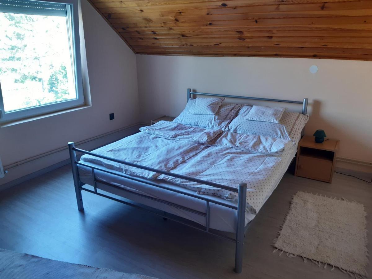 Toldi Apartman Hotell Keszthely Eksteriør bilde